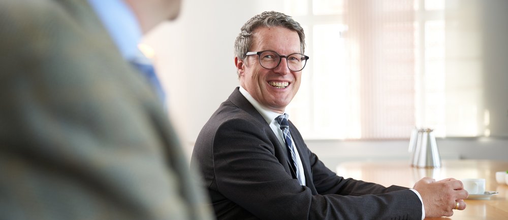 Ein Bild im Querformat als optischer Trenner zugehörig zum Abschnitt: Gemeinsam stark: Prüfungs- und Beratungsleistungen